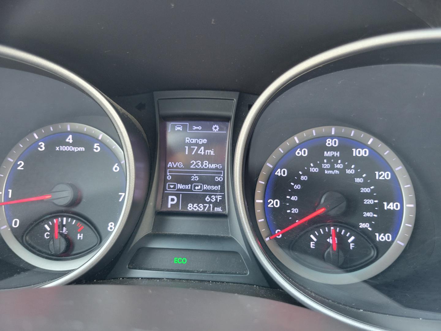 2015 Brown /Tan Hyundai Santa Fe GLS (KM8SMDHF7FU) with an 3.3L V6 engine, 6 Speed Auto transmission, located at 450 N Russell, Missoula, MT, 59801, (406) 543-6600, 46.874496, -114.017433 - Photo#17